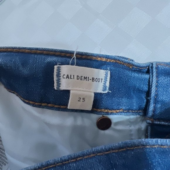 Madewell Cali Demi-Boot Jeans in Bronson Wash: Button-Front Edition Size 25. EUC - Picture 9 of 14